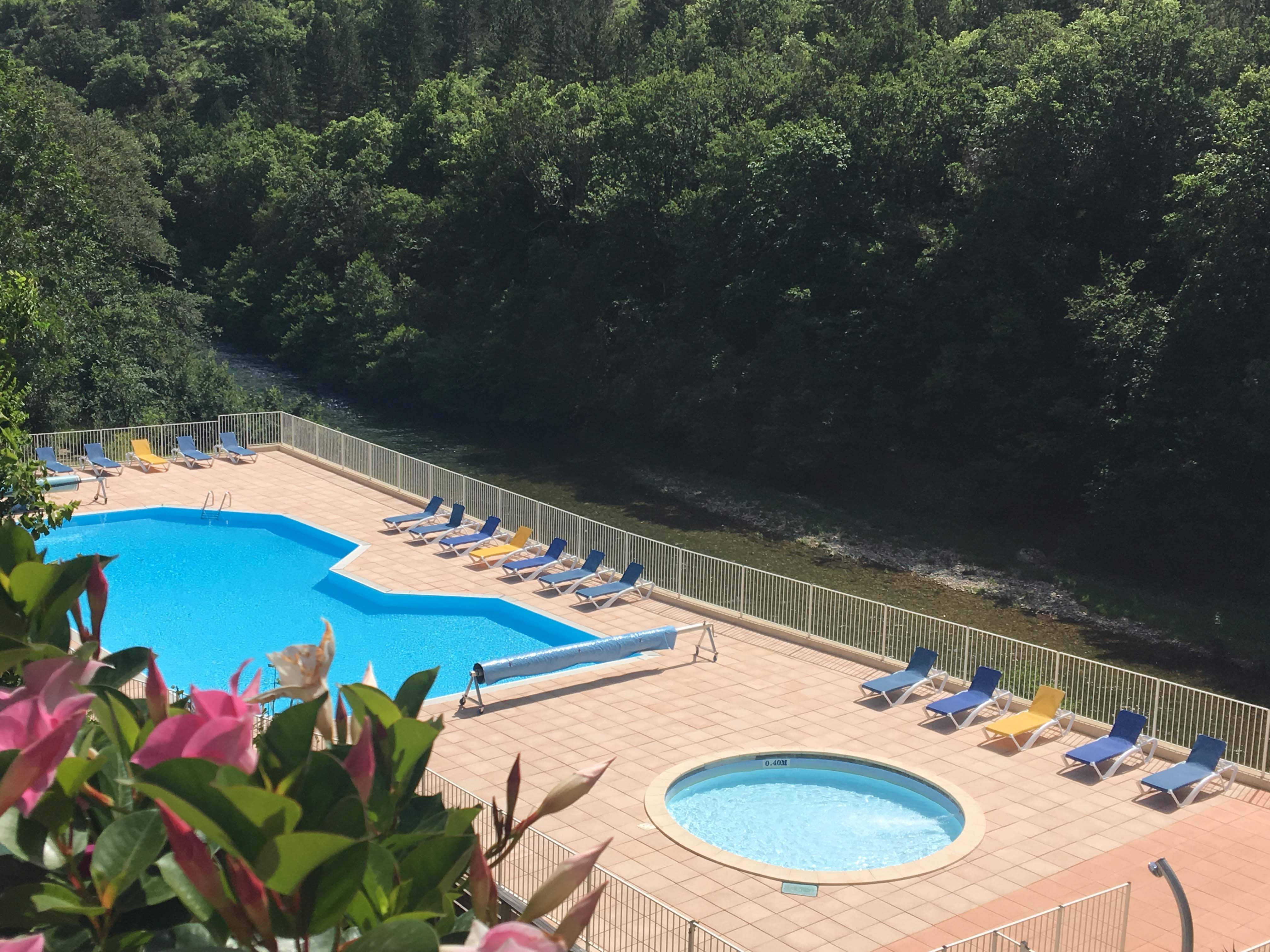 Camping-Couderc-Piscine