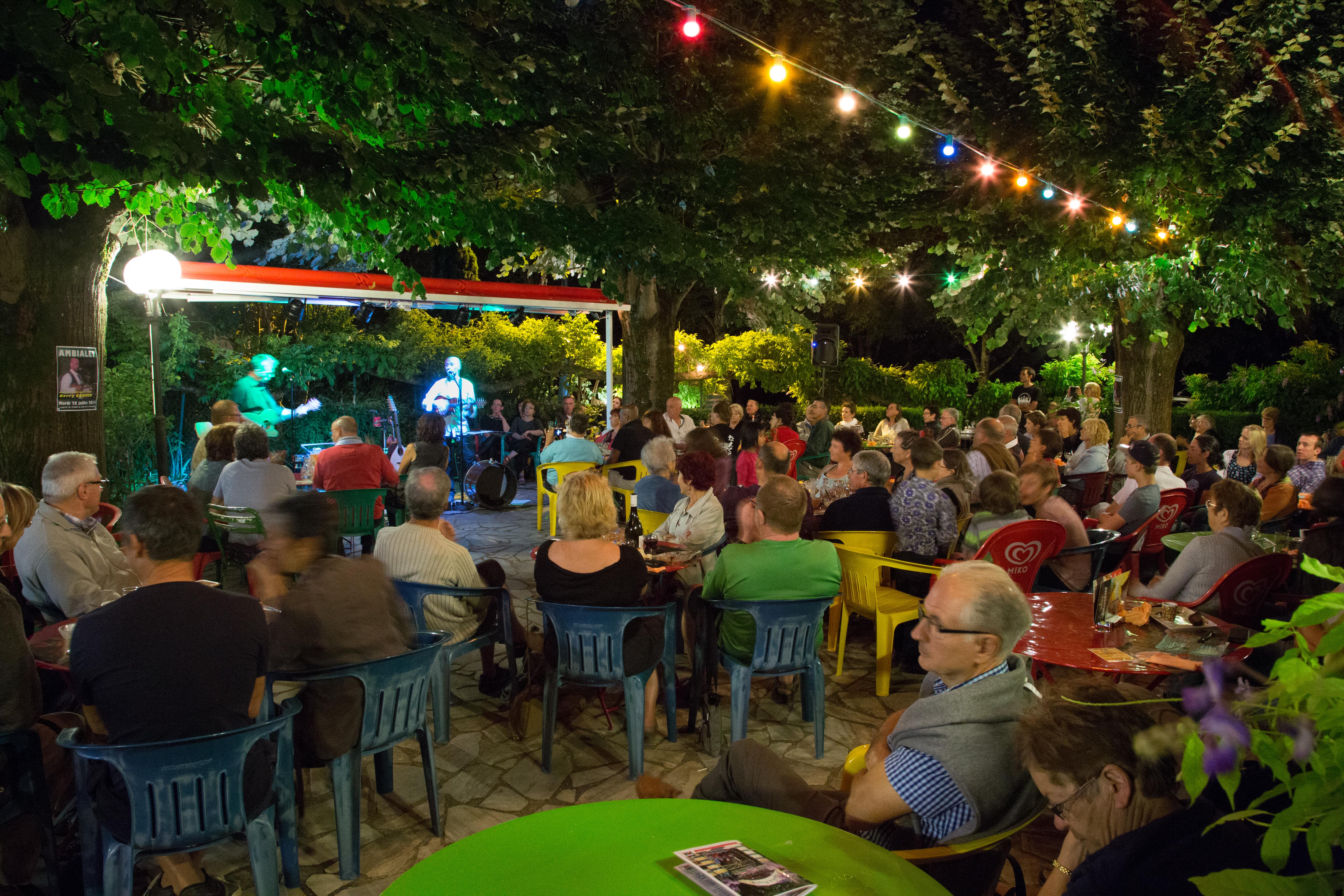 Café de la presqu'île_Ambialet