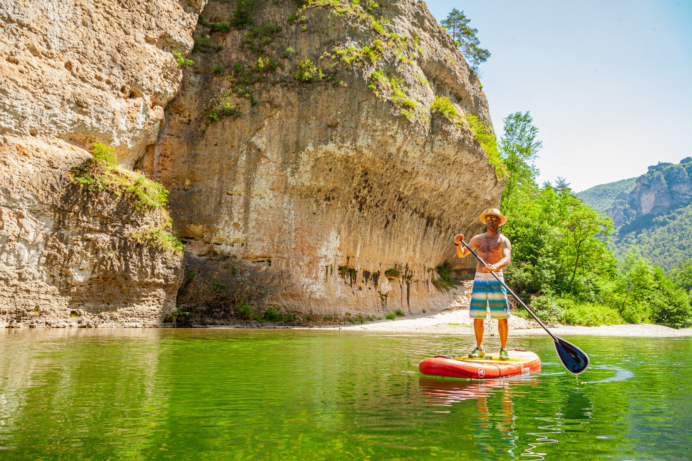 Stand Up Paddle dans les Détroits des Gorges du Tarn