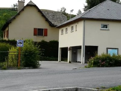 AIRE DE CAMPING-CAR MUNICIPALE