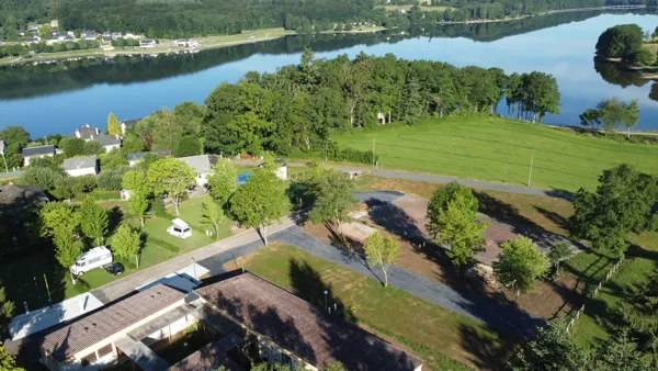 AIRE DE CAMPING-CARS MUNICIPALE VILLEFRANCHE DE PANAT