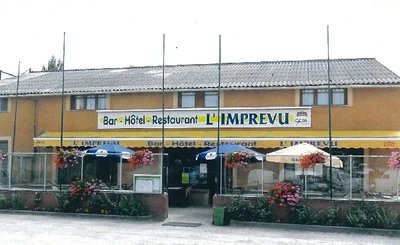 HOTEL RESTAURANT L'IMPREVU-1©D-COUTURIER-Causses-Aubrac.jpeg