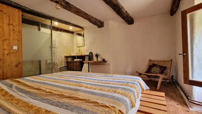 La SDB de la chambre "L'Amandier"