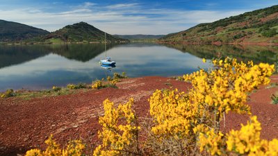 Lac du Salagou Baie des Vailhés