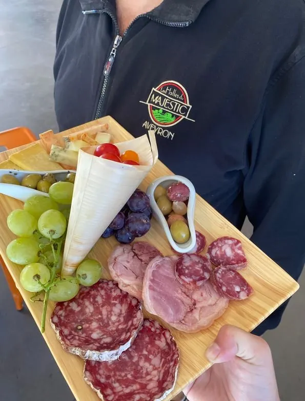 Casse-croute de l'après midi aux Halles du Majestic
