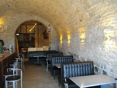 Bar-Restaurant- Pizzeria "Les Douves"-1©L-CREYSSELS-Causses-Aubrac.jpeg