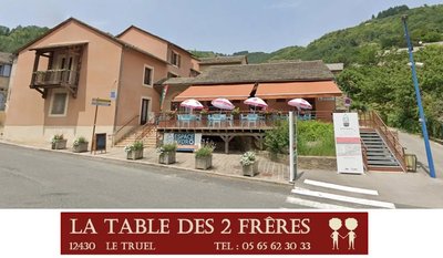 La table des deux frères