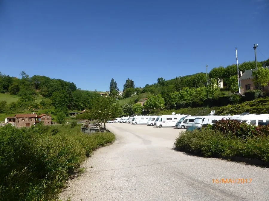 Aire de camping-car municipale┋Broquiès