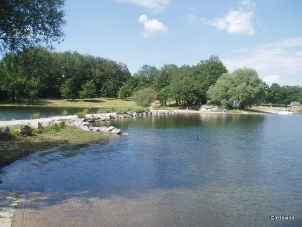 Base nautique l'Anse du Lac