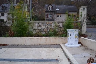 Aire de services camping-car Camping USHUAÏA VILLAGES LES RIVES D'OLT ET AUBRAC**** à St Geniez d'Olt