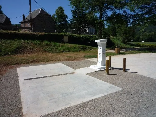 Aire de camping-car de St Laurent d'Olt