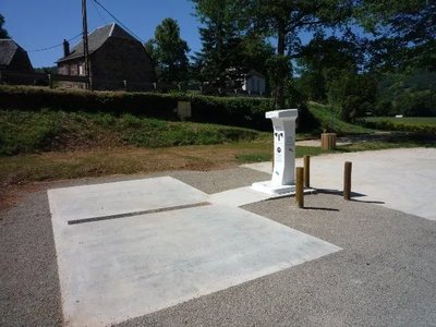 Aire de camping-car de St Laurent d'Olt