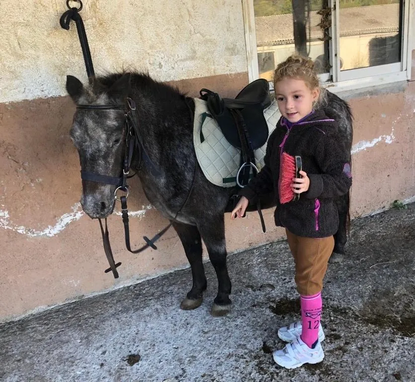 Capueval ECOLE D'EQUITATION ET DE CAPOEIRA