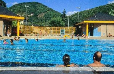Piscine, Base nautique et de loisirs du Truel