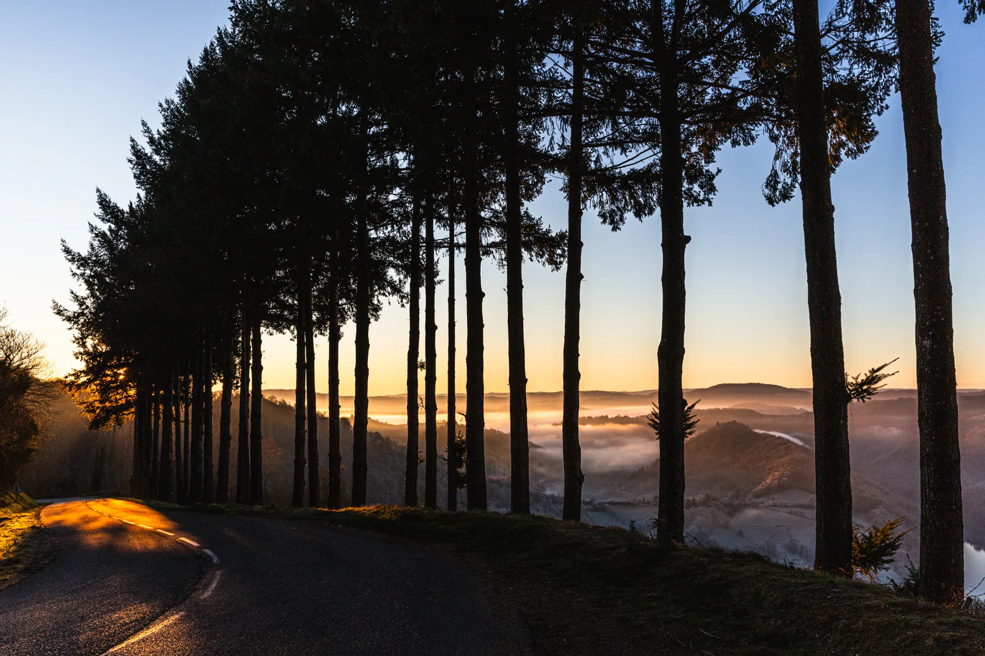 Panorama sur Estaing et les gorges du Lot depuis Las Combes