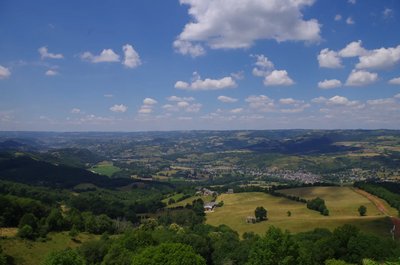 Panorama sur la vallée du Lot depuis le château de Roquelaure