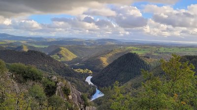 Panorama sur les gorges du Lot depuis Fombillou au Nayrac