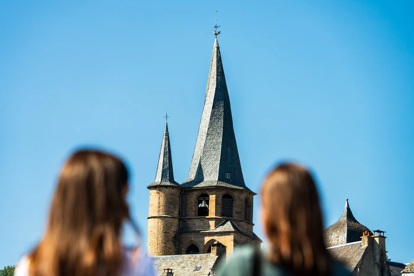 Eglise Saint-Côme et Saint-Damien et son clocher tors