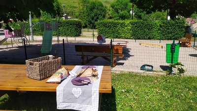 Aire de pique-nique et de jeux