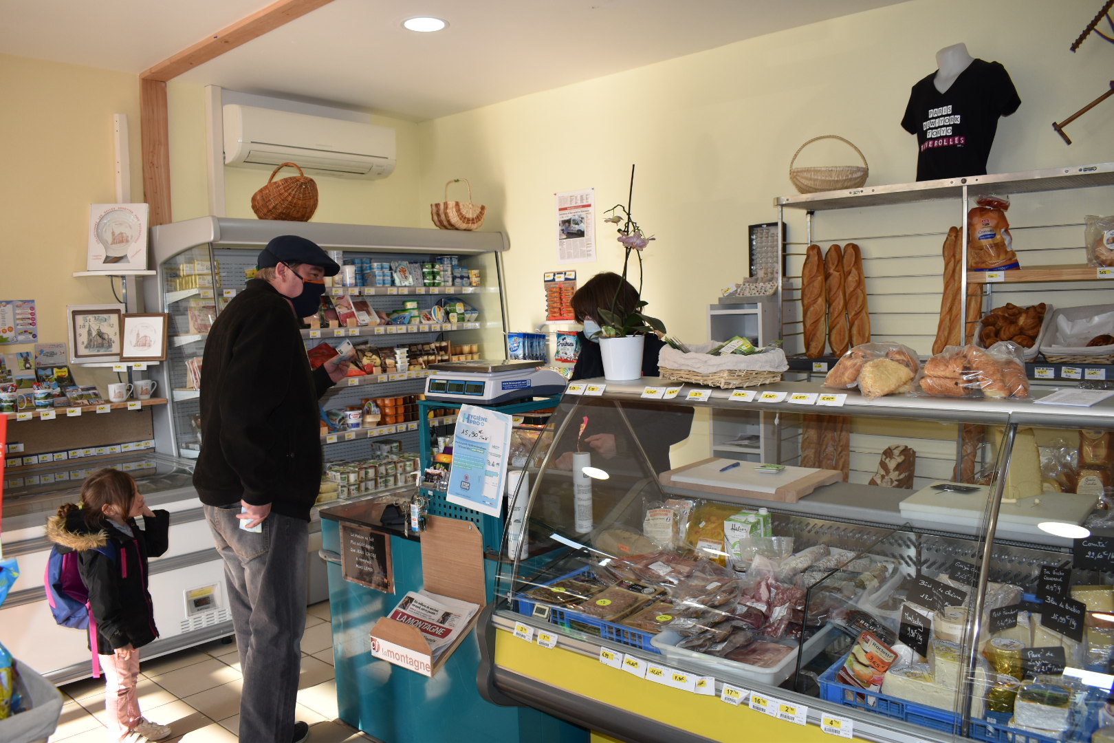 Epicerie de Faverolles-Margeride-Cantal-Auvergne