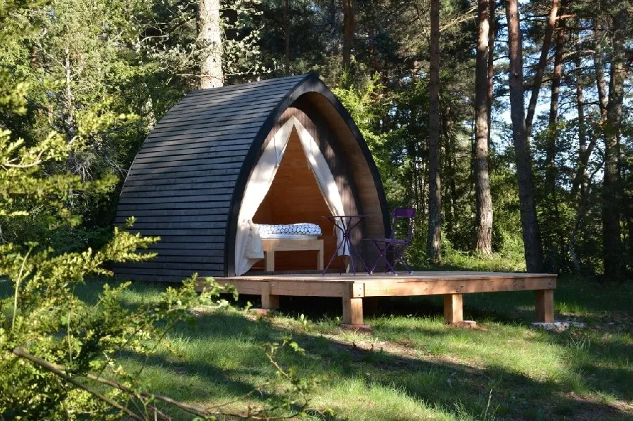 ECO-CAMPING DU LARZAC, Hutte Duo