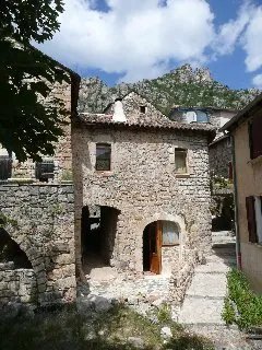 Jolie facade en pierre