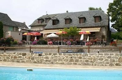 Auberge Fleurie - piscine