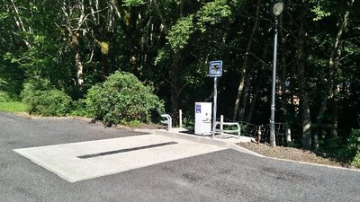 Borne de service camping-car