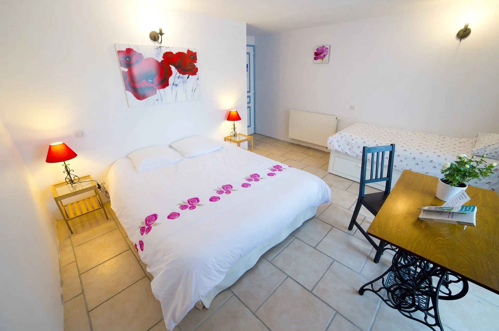 Chambres d'Hôtes Entre Dolmens et Fontaines-1©H-THERY-Causses-Aubrac.jpeg