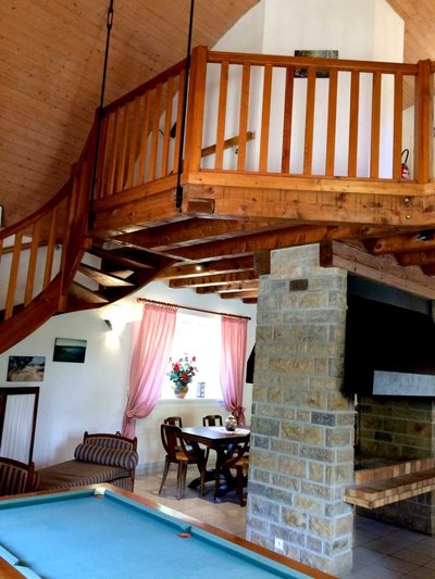 salle-jeux-equitation3-768x1024