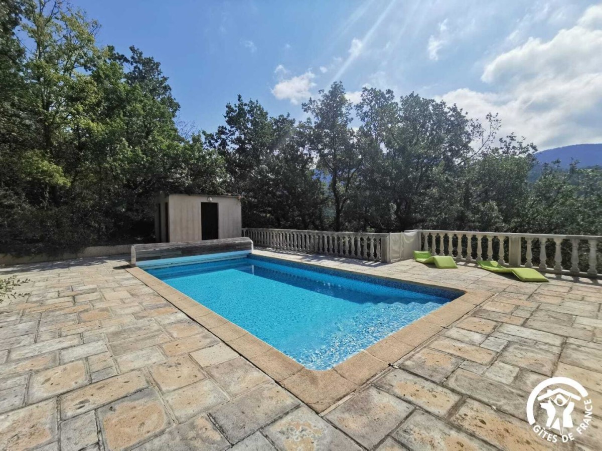 34G25111 - Le Jardin des Loriots_1