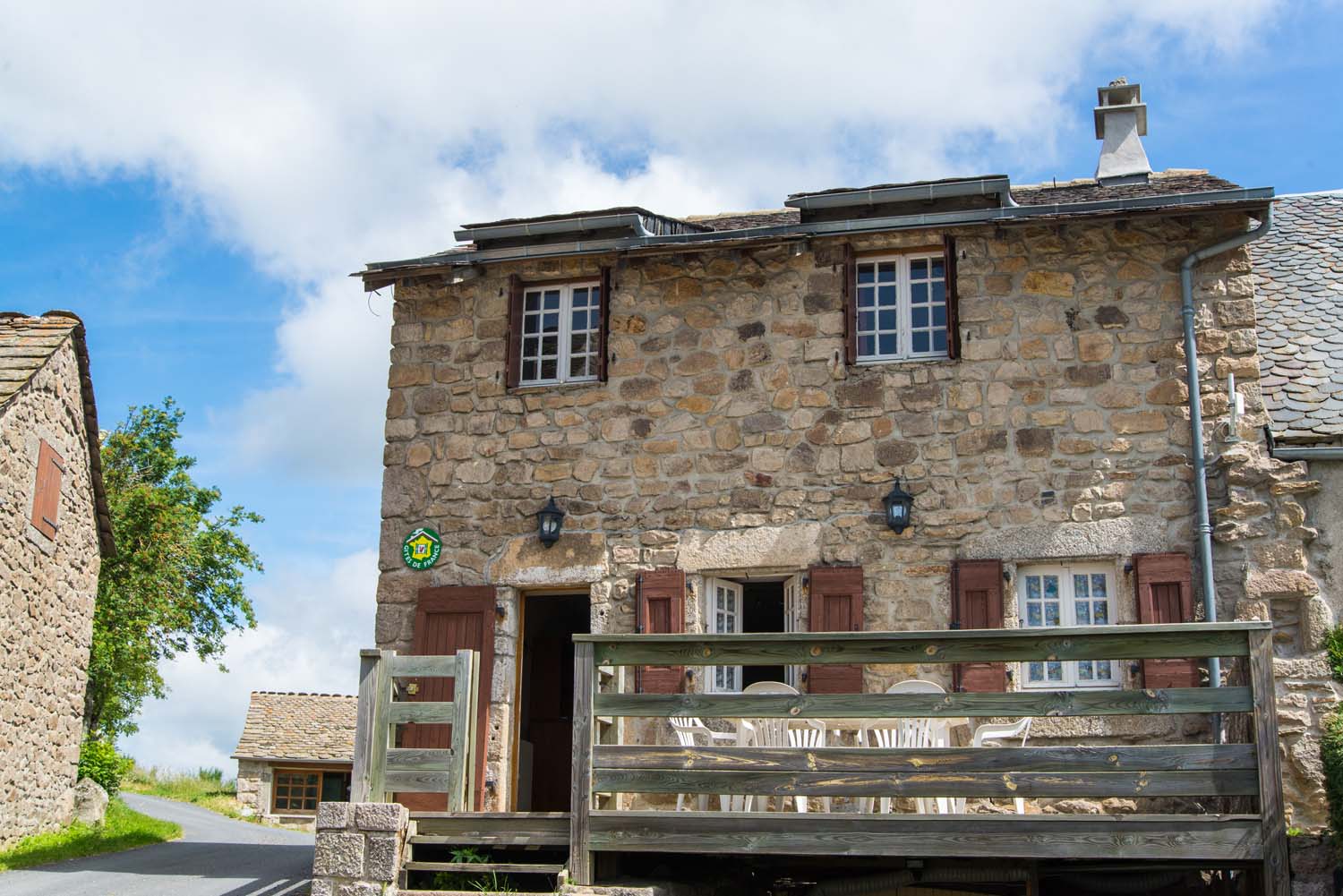Gite Grand Vincent - parc des loups - sainte-lucie - lozere (1)