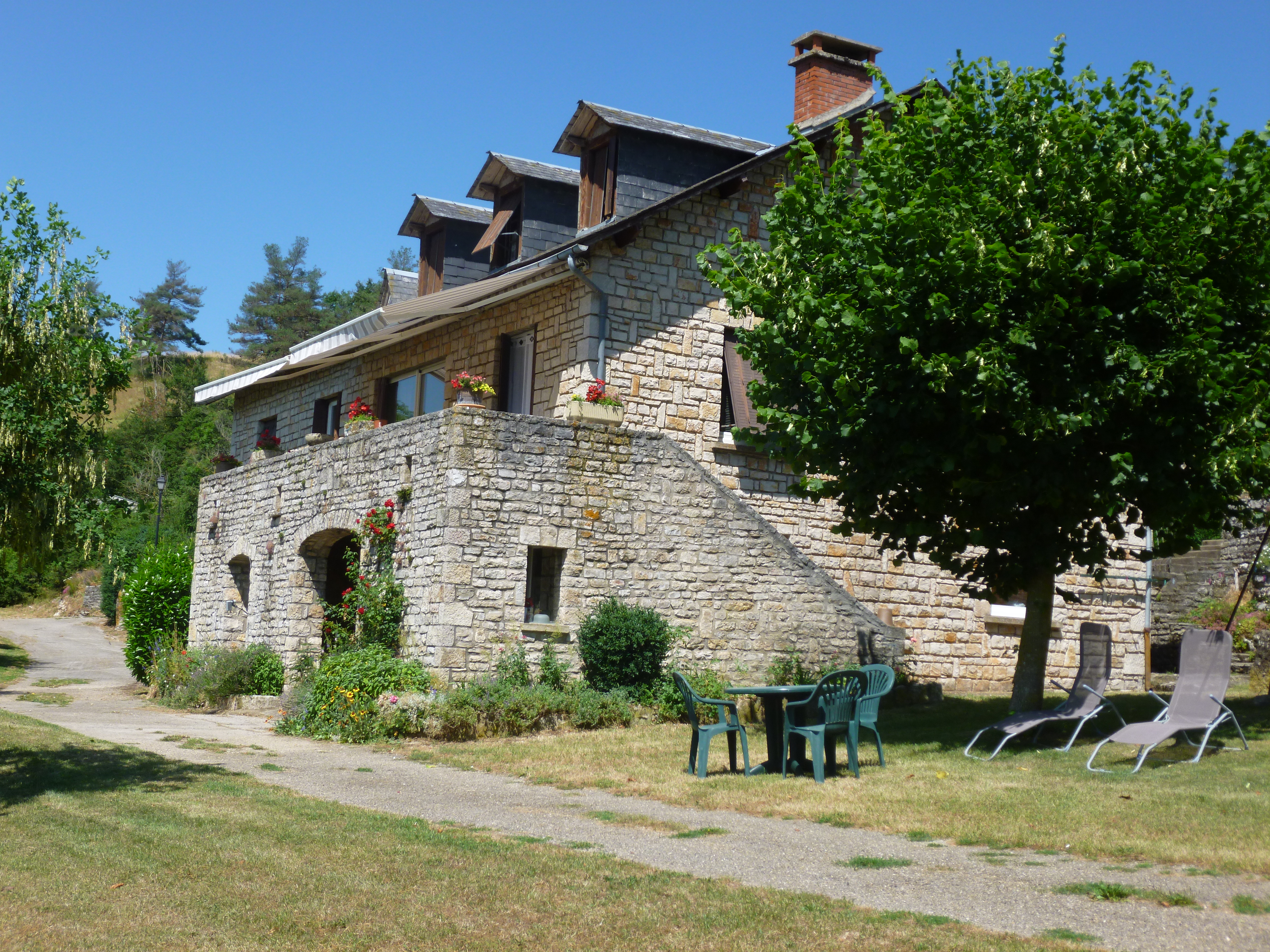 Le Pradet, Gîtes de Combelasais - Vue sur le studio