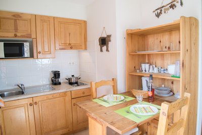 AUMONT_AUBRAC_LZV038_studio_cuisine(2)