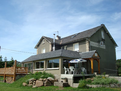 HOT210P001-Genets-dOr-Nasbi