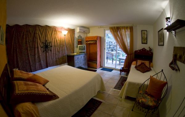 loc-le-mediterranee-peret