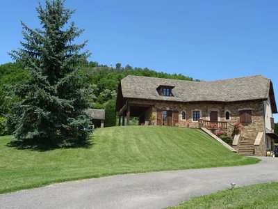 Chez Lucien et Gisèle - AYGG75