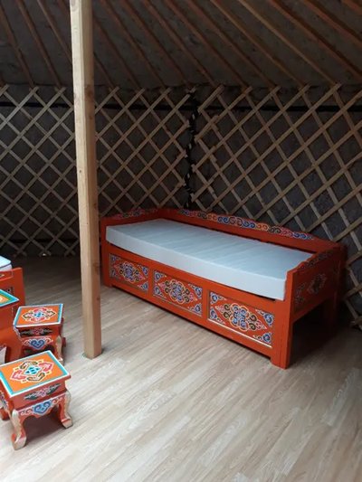 Intérieur de la yourte