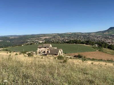 La Ferme aux Anes - Domaine des Combes Gîte Pimprenelle et Charlotte