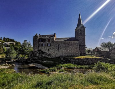 Église Saint-Juéry - vue générale extérieure