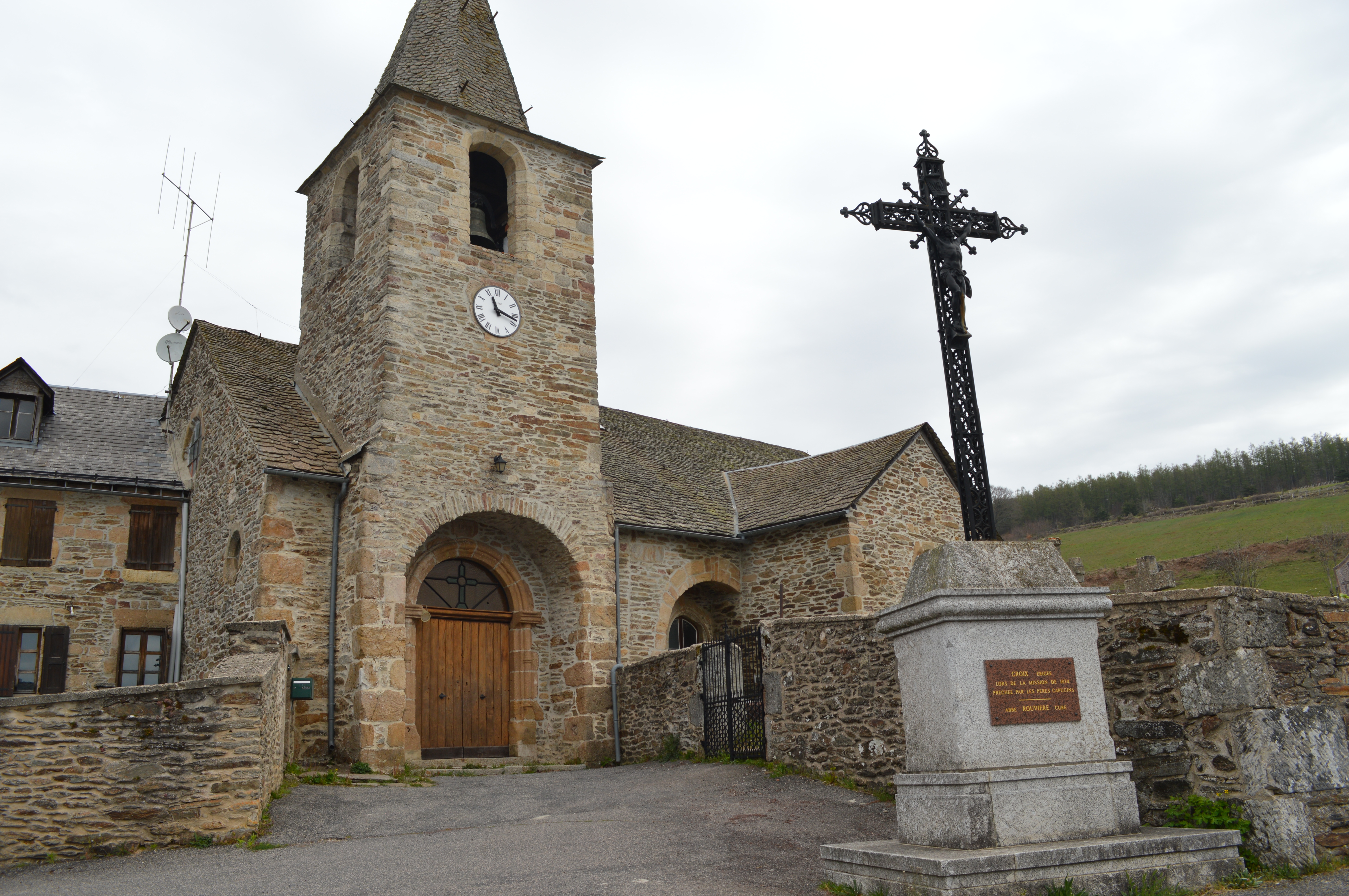 Eglise des Hermaux - Extérieur