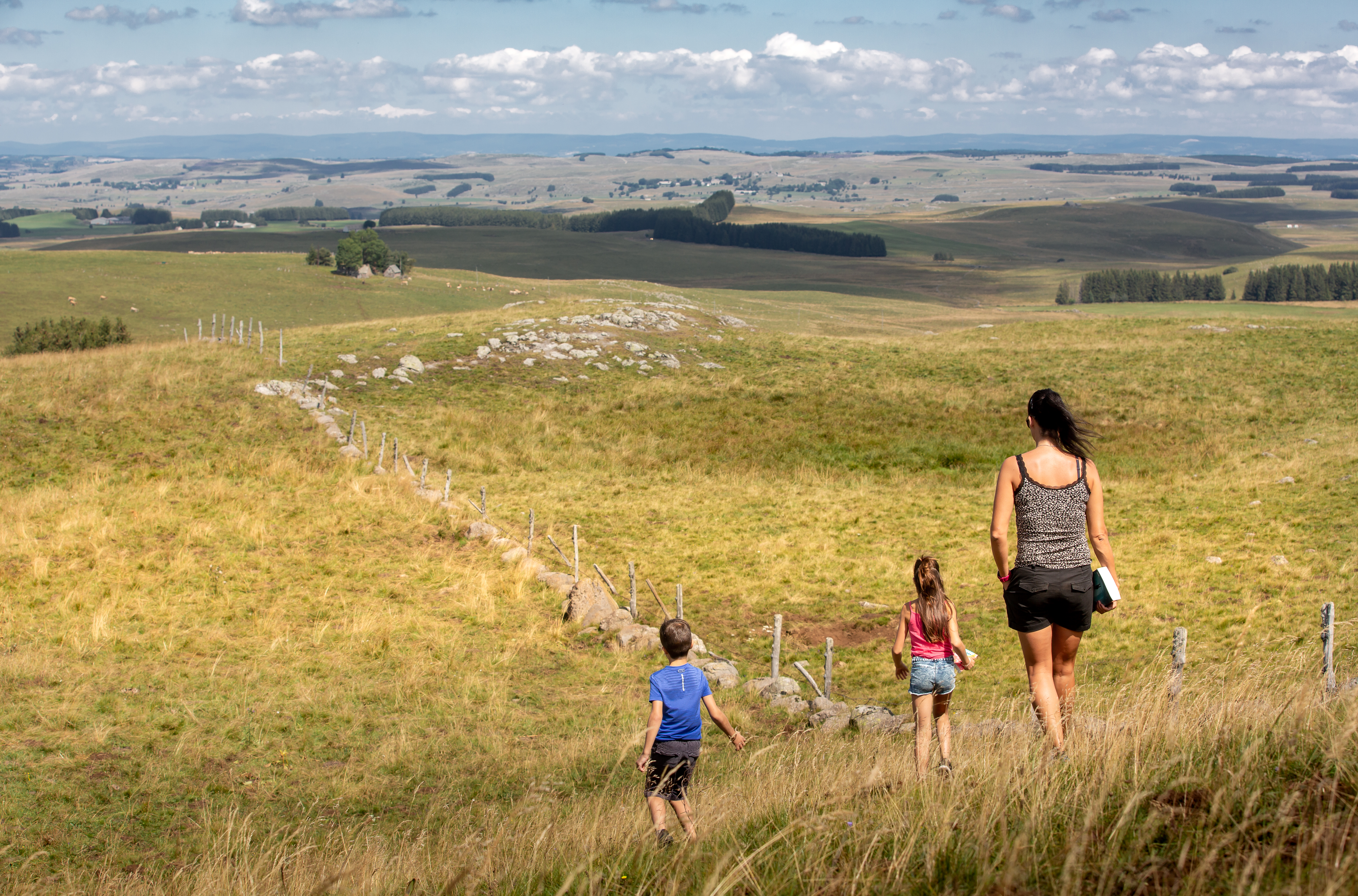 Paysages Aubrac Lozere en Famille