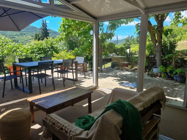 Chambres d'hôtes L'Oustal Roja : Espace terrasse