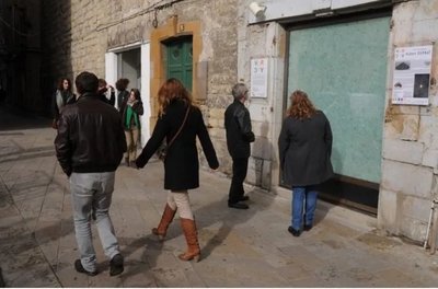 Vitrine exposition la VRAC