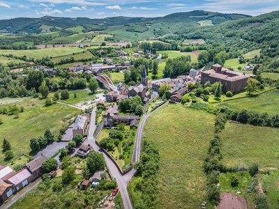 Village de Saint-Izaire
