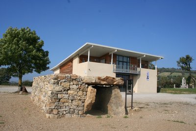 Maison des Dolmens