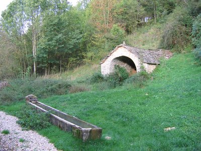 La fontaine voutée de Bellas