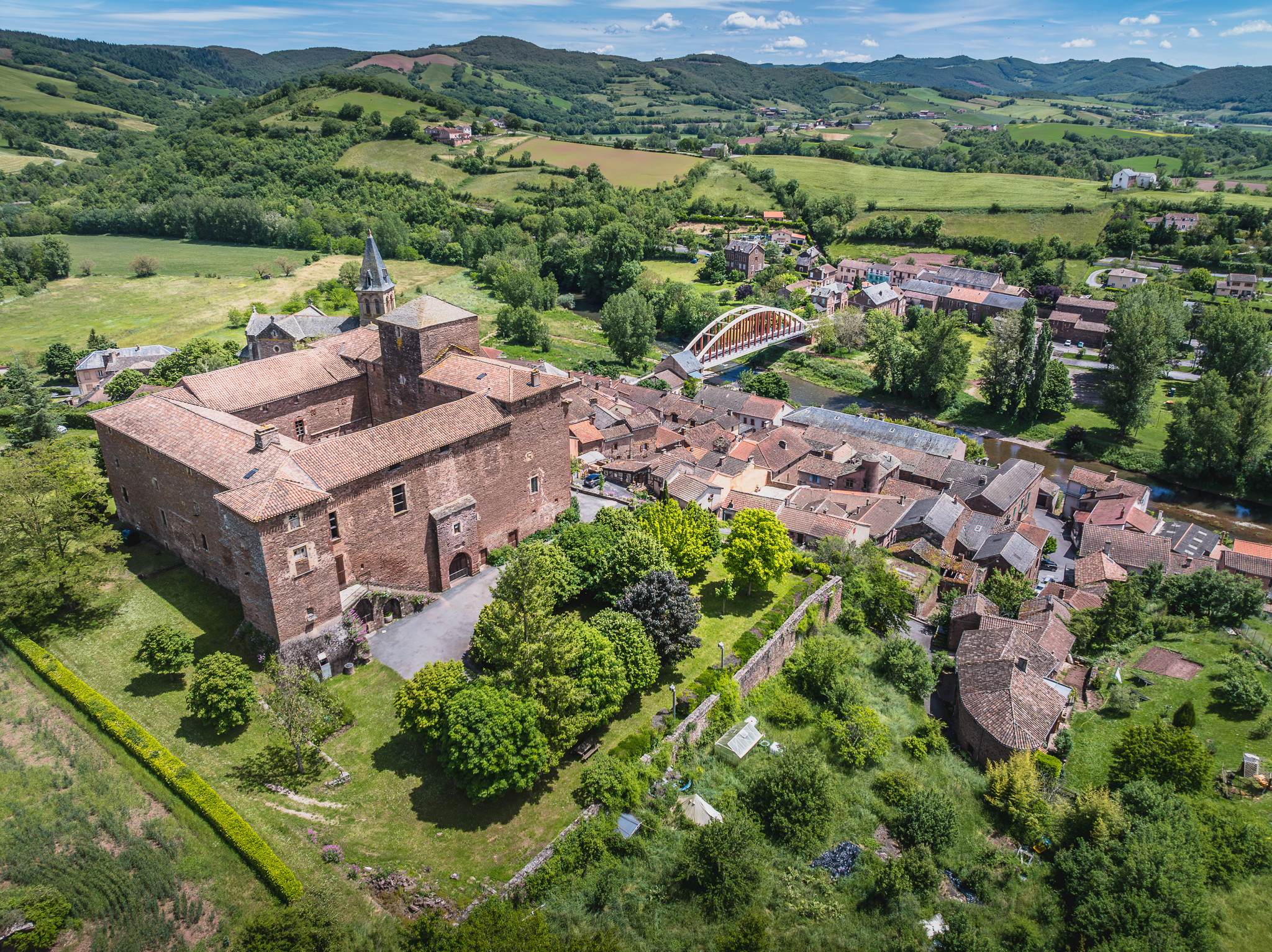 Village de Saint-Izaire