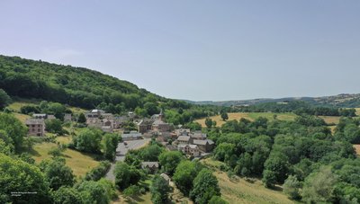 Le village de Nogaret, les balcons de l'Aubrac