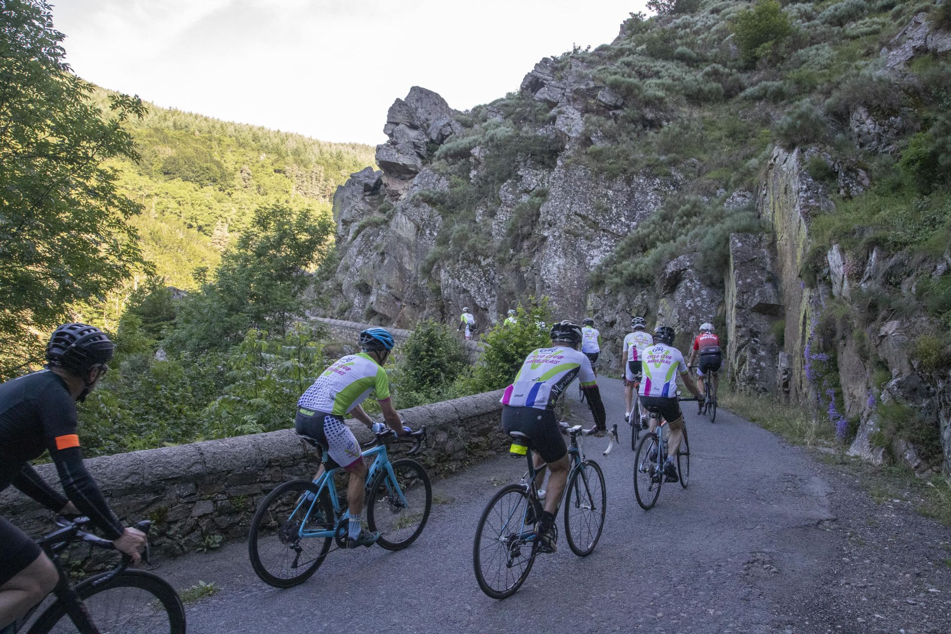 Montée sur la Vallée de l'Enfer